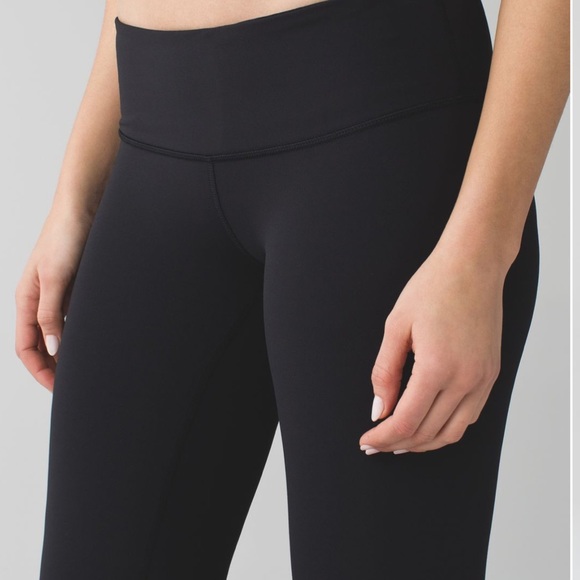 Lululemon Wunder Under Pant III- Black - Size 2- Great Condition - Picture 3 of 9